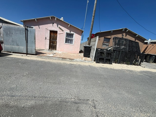 2 Bedroom Property for Sale in Kuyasa Western Cape